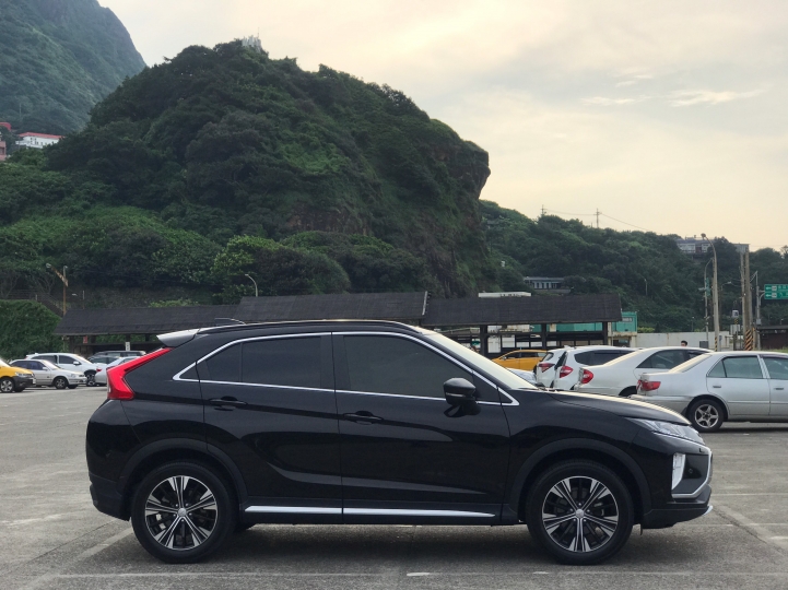稍遲的Eclipse Cross S-AWC旗艦型開箱,終於上來報到