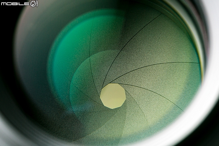 Canon RF 85mm f/1.2L USM 鏡頭評測|極致光學的展現 人像鏡皇代表作!