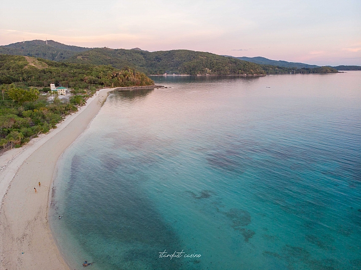【菲律賓】朗布隆島必玩景點:BONBON BEACH 潮汐限定秘境沙灘
