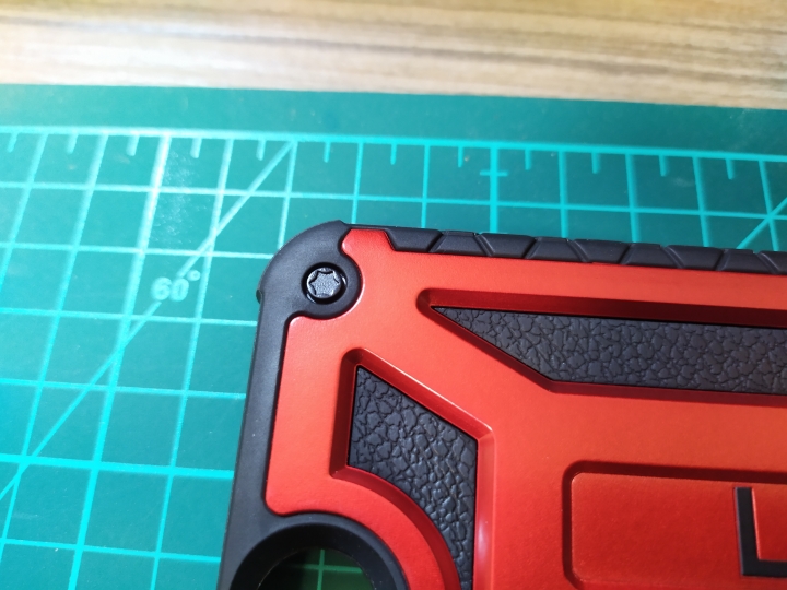 UAG正仿開箱以及比教 UAG MONARCH 頂級版 紅金配色