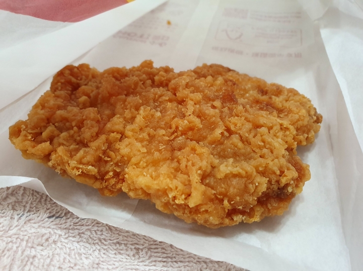 親愛的~我把櫻桃鴨握壽司改成另類的麥脆雞握壽司啦