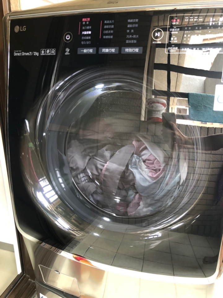LG TWINWASH使用一週心得分享(WIFI雙能洗衣機21kg+Mini 2.5kg)