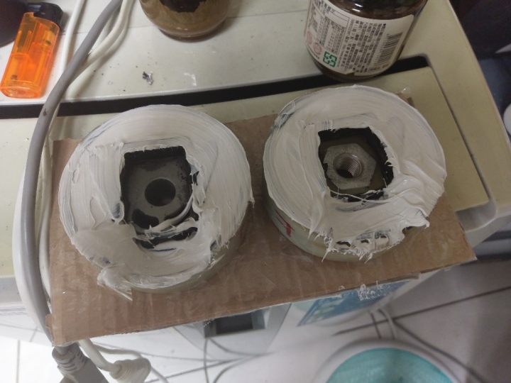 6代底盤第一次拆解+開通門板燈+倒車雷達更換