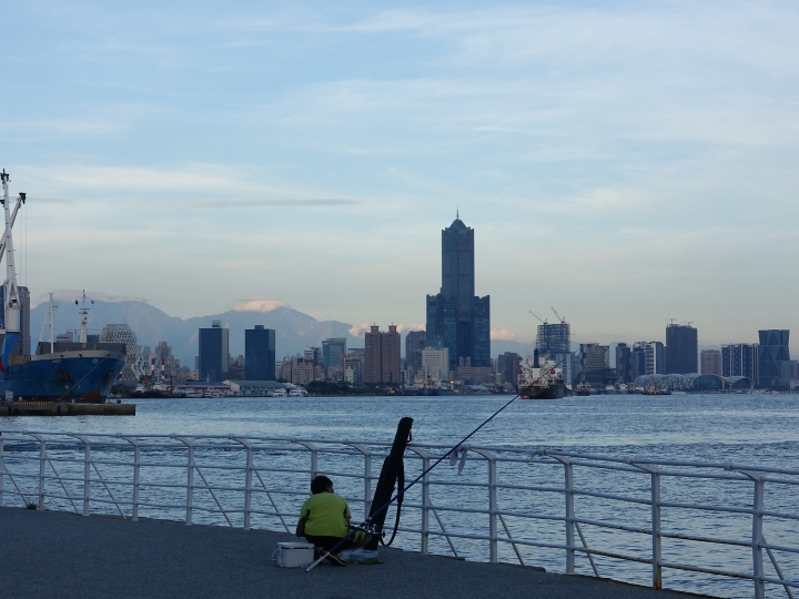 [住宿] 高雄市 鼓山區 碧港良居商旅 — 擁有臨港美景、美好早餐與環境的住宿點