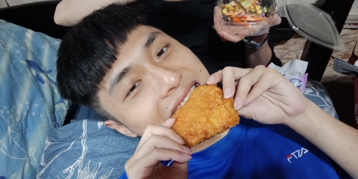 甘蔗渣男的麥脆雞94狂開箱~