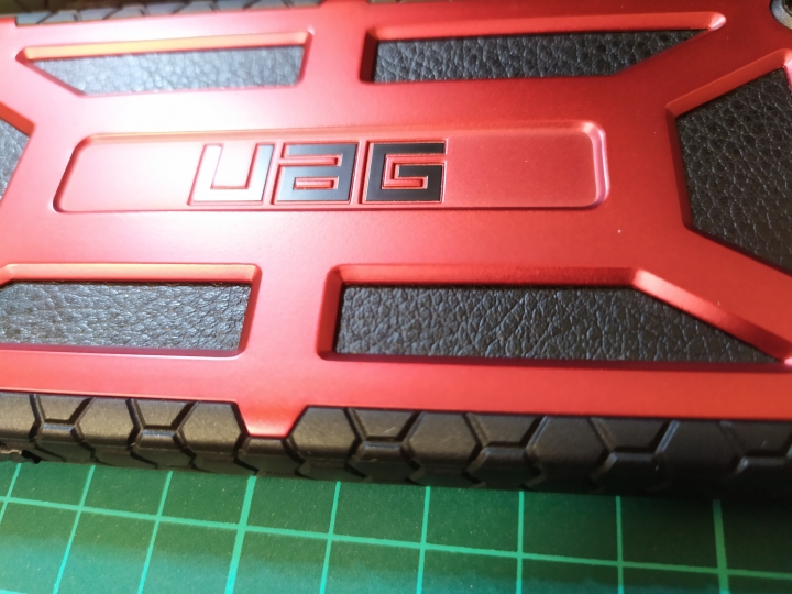 UAG正仿開箱以及比教 UAG MONARCH 頂級版 紅金配色