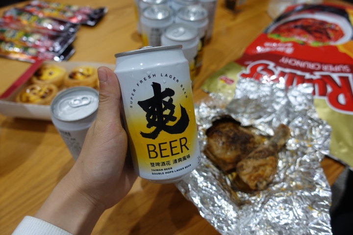 老闆恩典之上班也能喝啤酒
