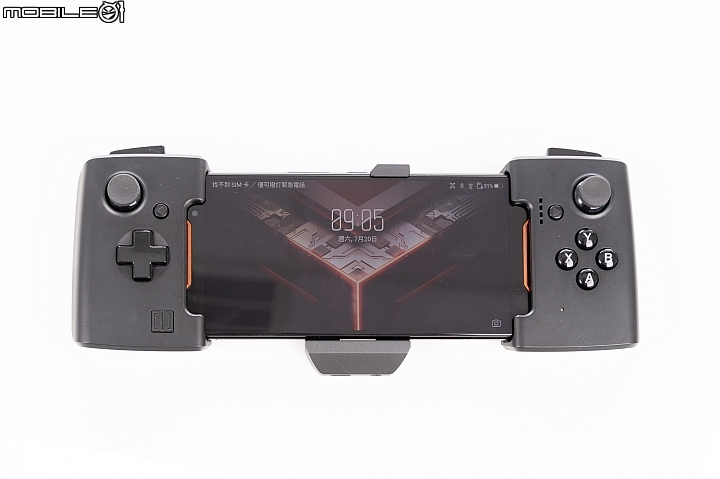 王者風範!ASUS ROG Phone II大全套開箱、初步效能測試