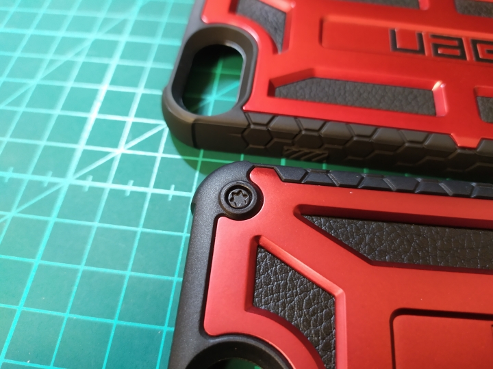 UAG正仿開箱以及比教 UAG MONARCH 頂級版 紅金配色