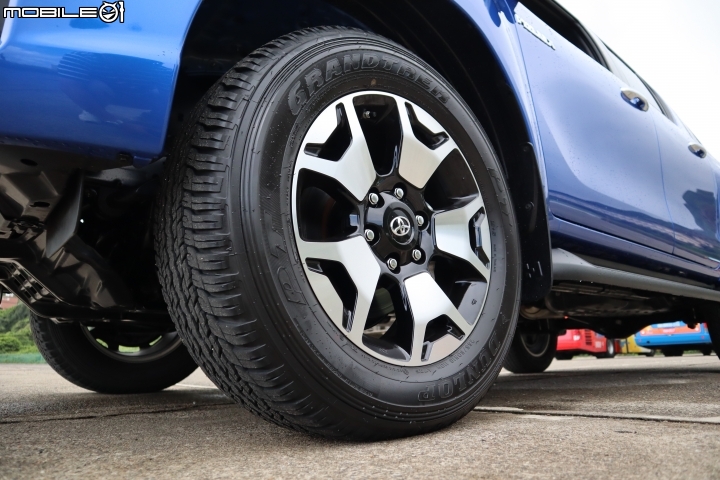 Toyota Hilux發表前試駕,名不虛傳的運動皮卡神車!