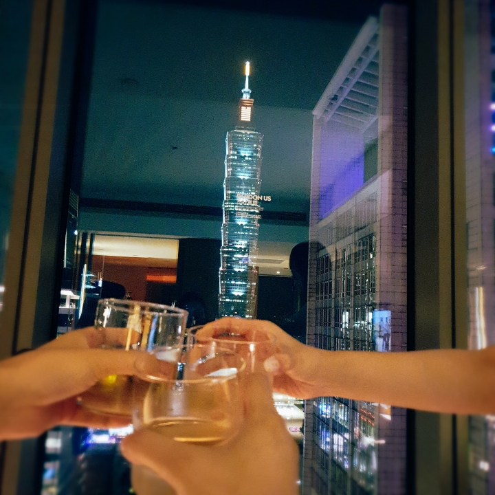 舉杯! 美景!友情 _缺一不可麥卡倫御黑