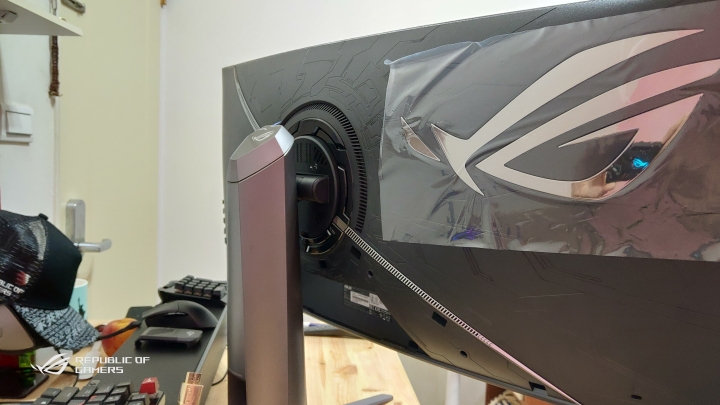 ROG Swift PG35VQ (簡單開箱)