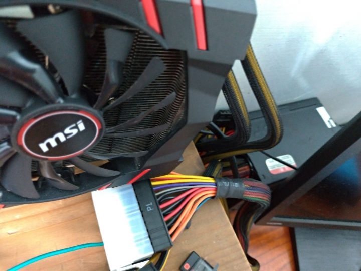 筆電外接顯卡 (ngff e key) msi gtx970 gaming 求解決只有玩apex時很卡的問題