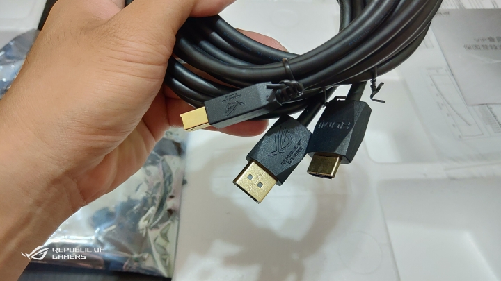 ROG Swift PG35VQ (簡單開箱)