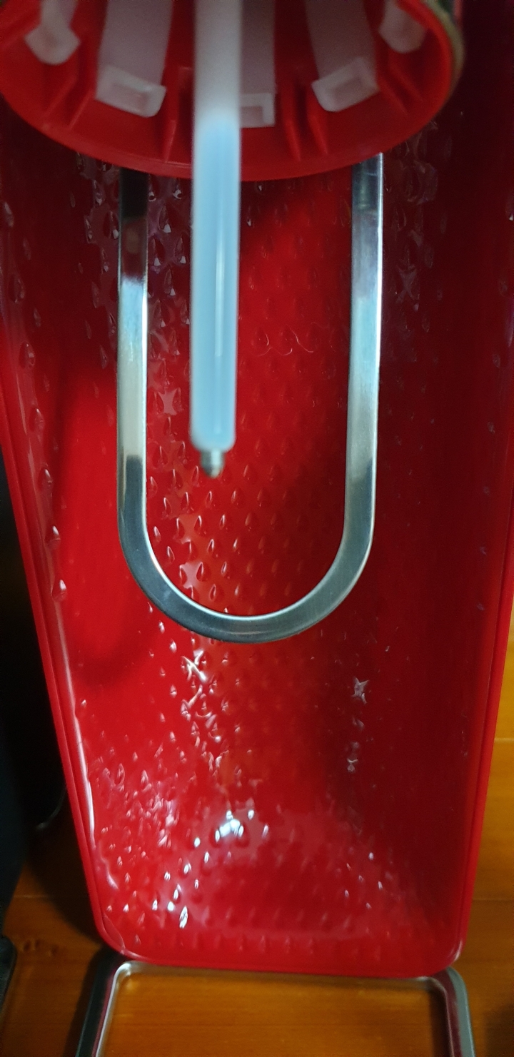 恆隆行Sodastream 氣泡水機「舊換新」經驗,新舊Source比較