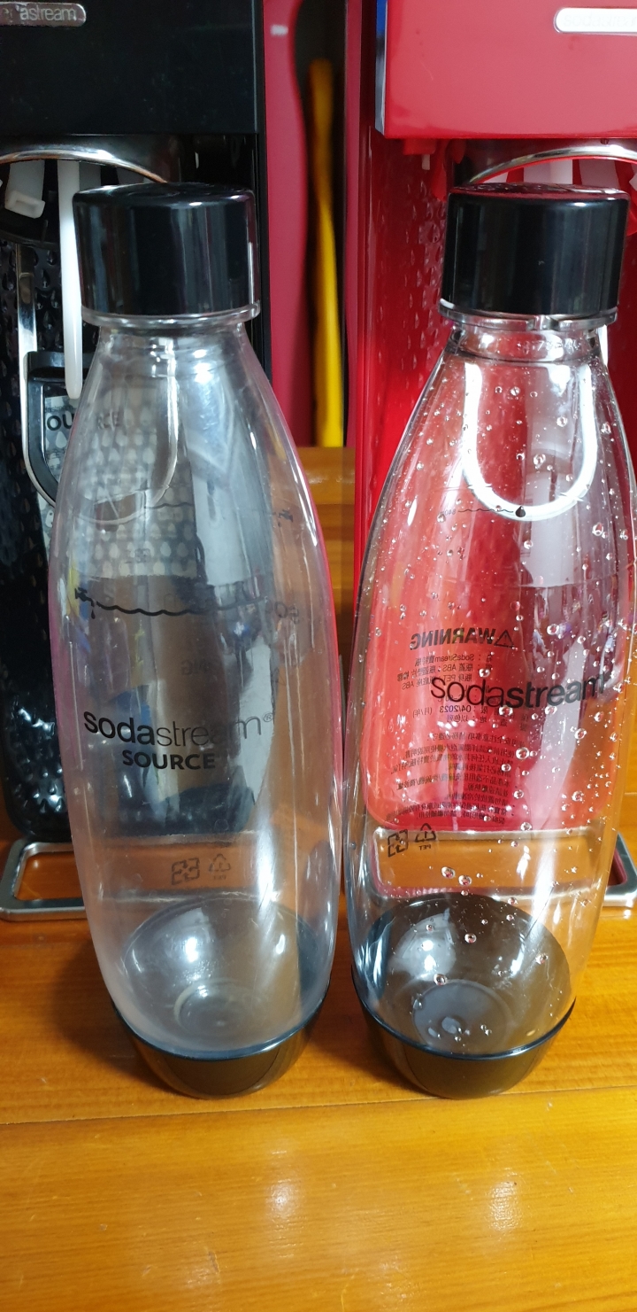 恆隆行Sodastream 氣泡水機「舊換新」經驗,新舊Source比較