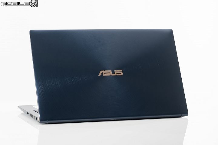 ASUS ZenBook Edition 30實測!ScreenPad 的再進化!