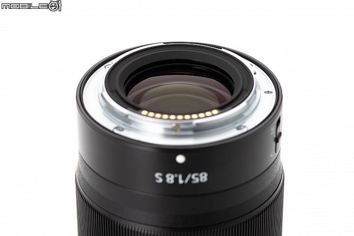 Nikon 85mm f/1.8 S 頂級光學品質的隨身型人像鏡