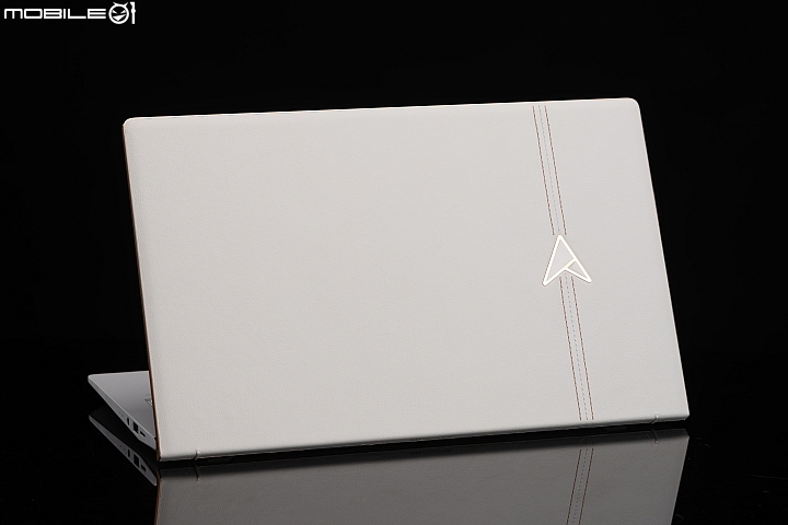 ASUS ZenBook Edition 30實測!ScreenPad 的再進化!