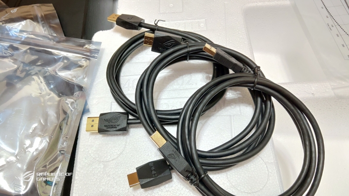 ROG Swift PG35VQ (簡單開箱)