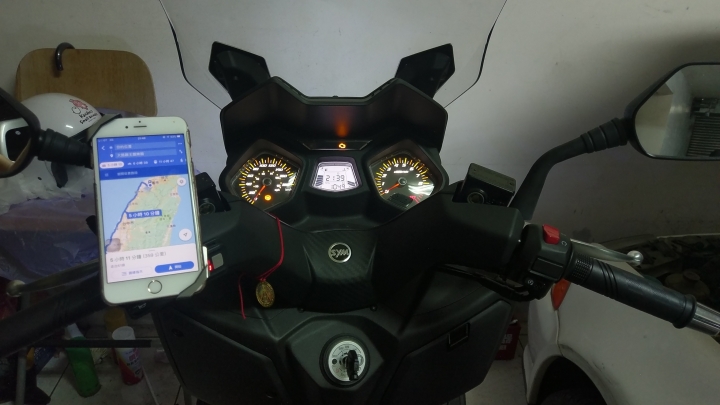 SYM JOYMAX Z 300入手心得（只適合重機新手看的文）