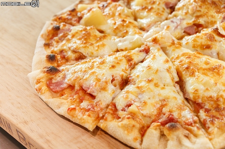 OvenPlus 多功能Pizza烤肉爐 成為烤肉好手不是夢