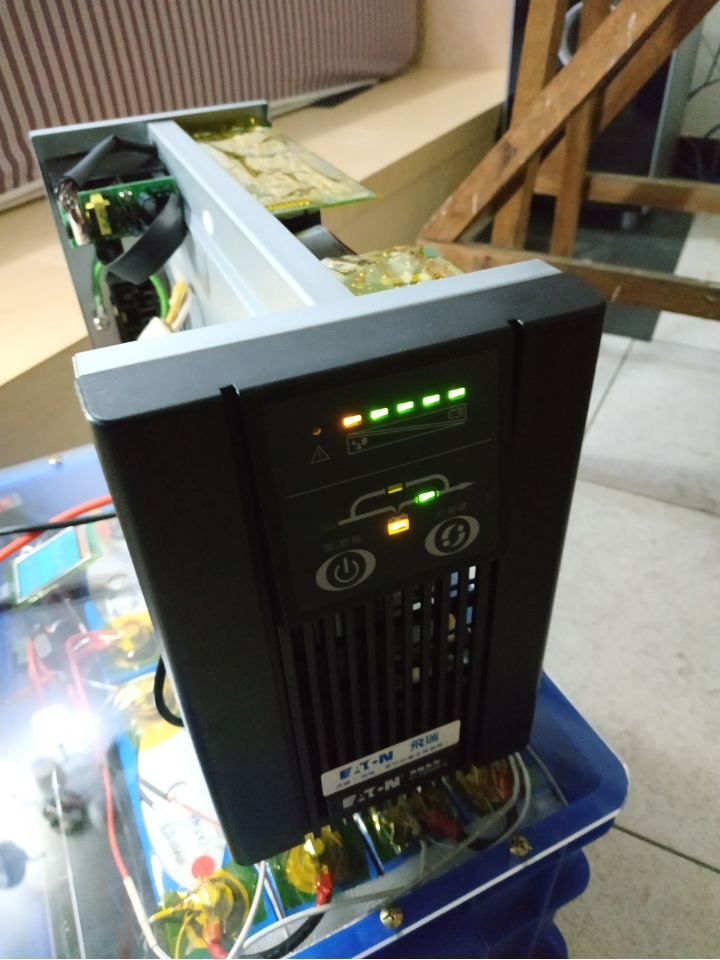 更新20191004,改裝UPS-飛瑞C-1000FS鋰鐵電池組(24V)