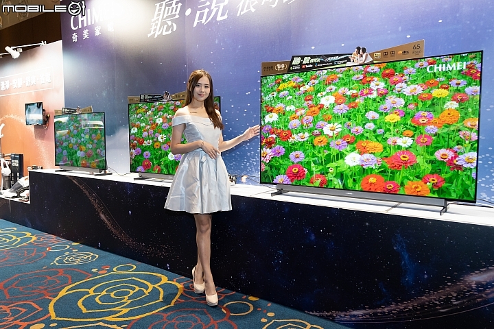 奇美 CHIMEI 展出國產 120 吋液晶顯示器 4K HDR U 系列與 R5 系列同步登場!