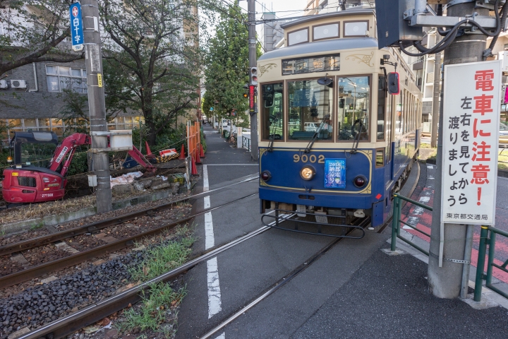回憶:穿梭城市間,都電荒川線散步