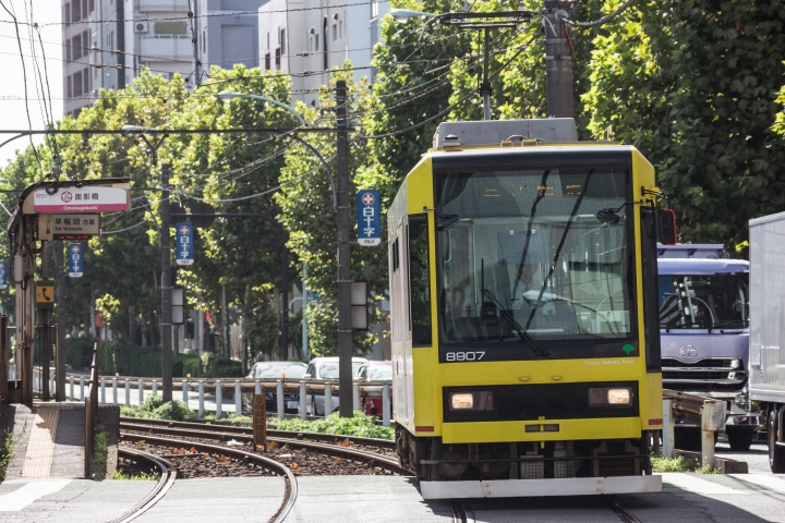 回憶:穿梭城市間,都電荒川線散步