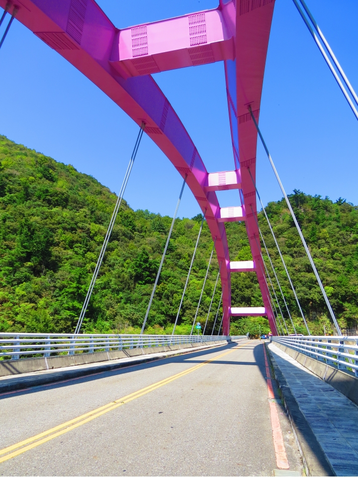 繼上次北宜北海岸之旅後...10月10日這天頂著晴朗的好天氣,再度騎著FNX來趟~台7線北橫公路 走拍之旅...