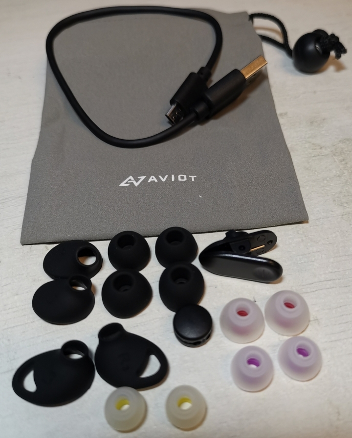 日系藍牙耳機 AVIOT WE-BD21d 開箱。
