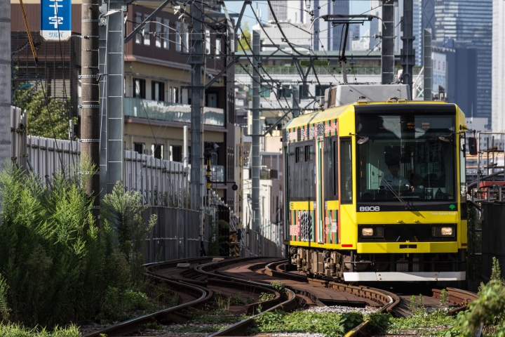 回憶:穿梭城市間,都電荒川線散步