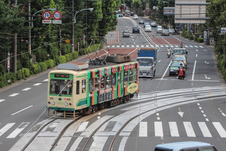 回憶:穿梭城市間,都電荒川線散步