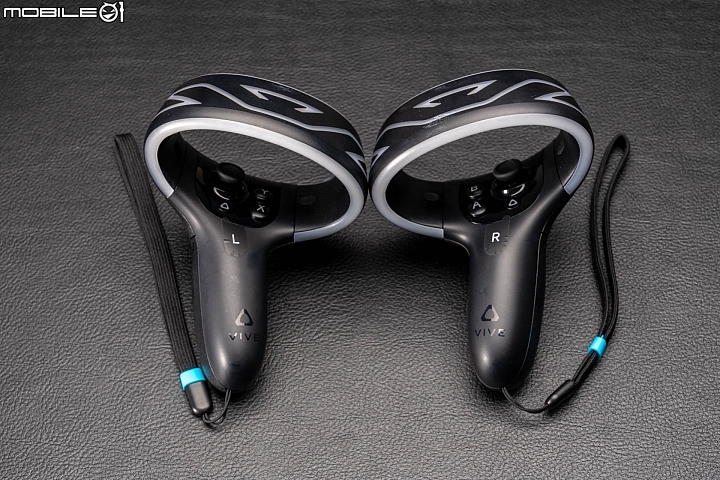 HTC Vive Cosmos 虛擬實境頭戴顯示器 兼顧自由度與擴充性的後起之秀