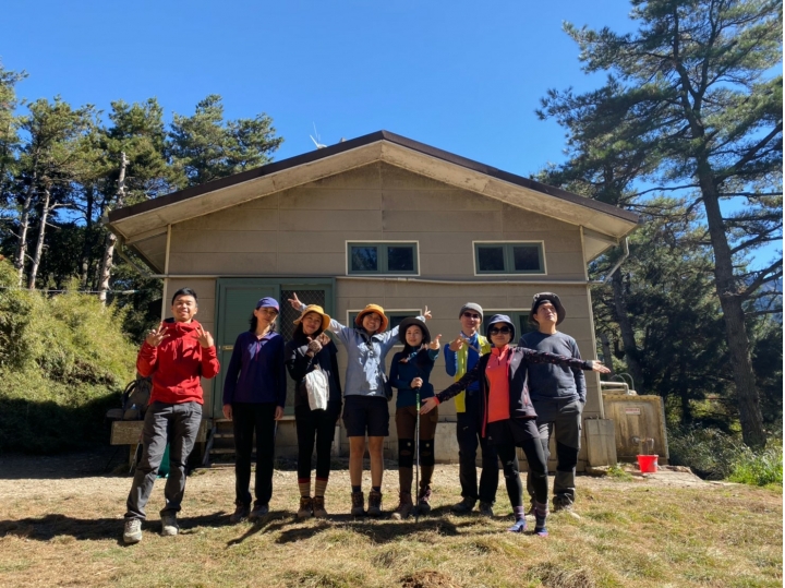 海到無邊天作岸 山登絕頂我為峰 成王之路 南湖大山