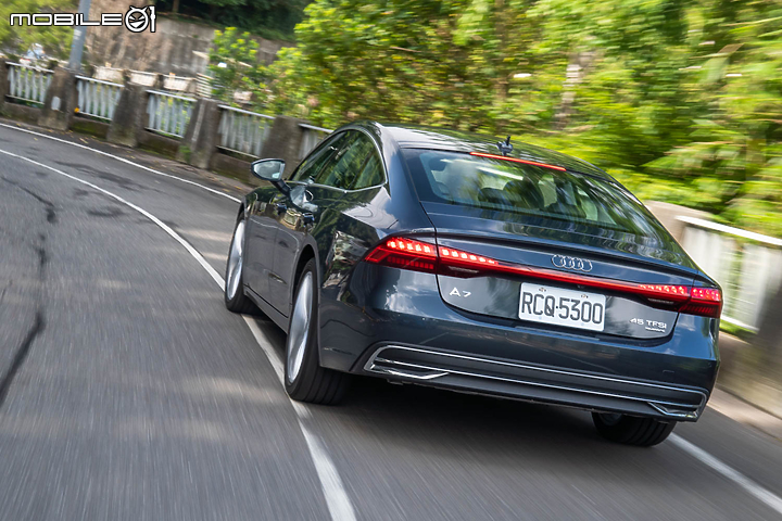 Audi A7 Sportback 45 TFSI 試駕 豪華與科技極致融合