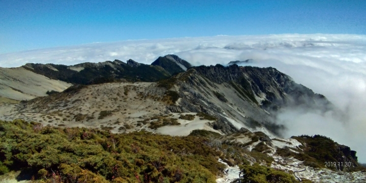 海到無邊天作岸 山登絕頂我為峰 成王之路 南湖大山