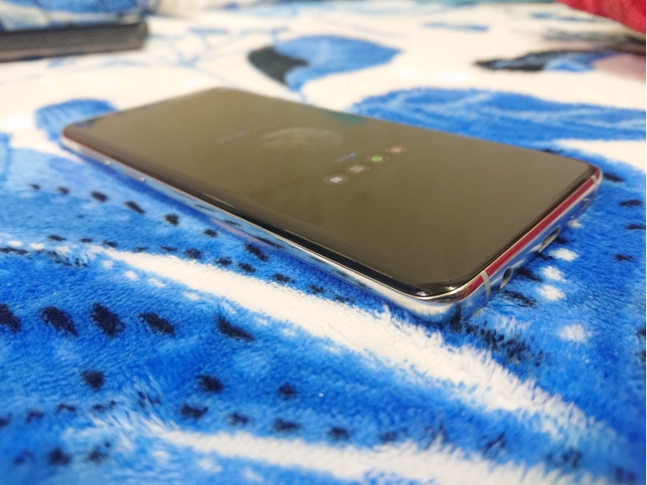Samsung Galaxy S10 原廠保護貼 開箱
