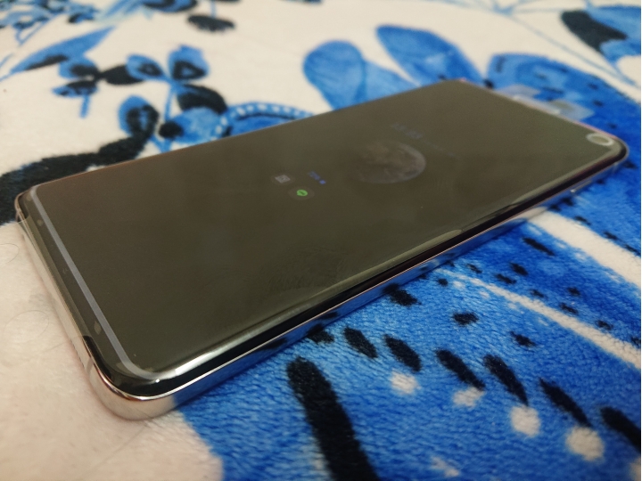 Samsung Galaxy S10 原廠保護貼 開箱