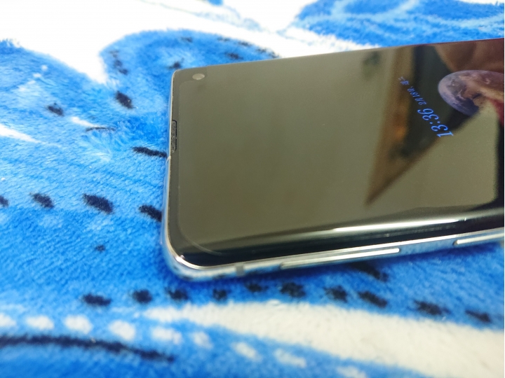 Samsung Galaxy S10 原廠保護貼 開箱