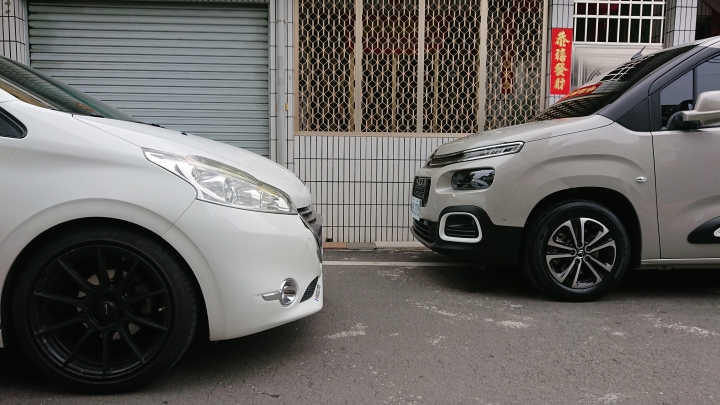 冷門集團開箱-Citroen Berlingo