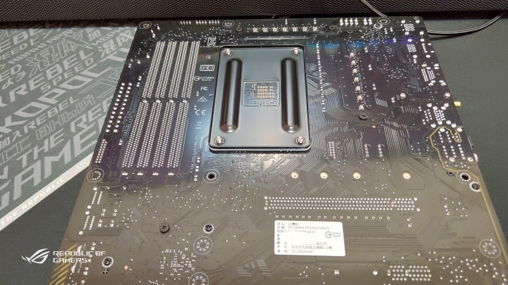 AMD與TUF的CP狂香機!(簡單推薦)