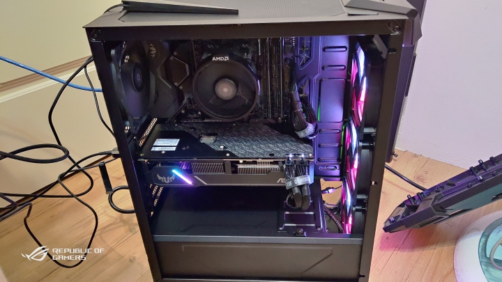 AMD與TUF的CP狂香機!(簡單推薦)