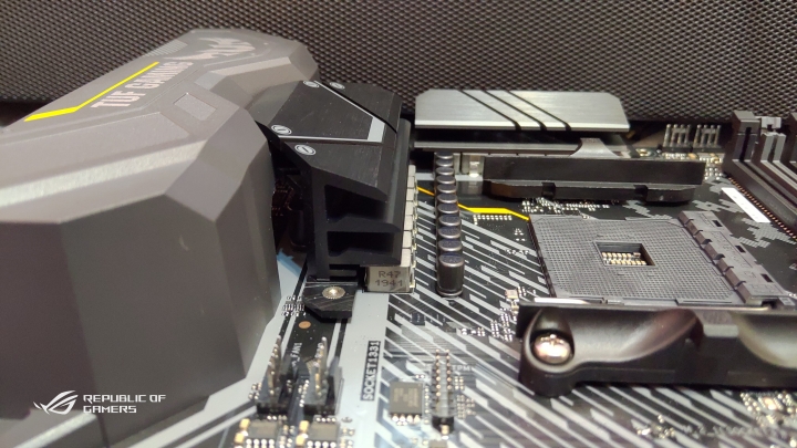 AMD與TUF的CP狂香機!(簡單推薦)