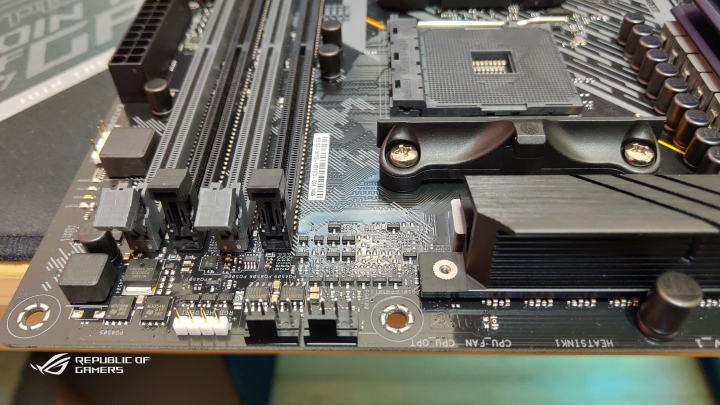 AMD與TUF的CP狂香機!(簡單推薦)