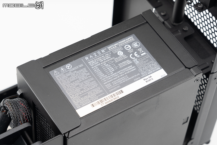 Razer Core X Chroma Thunderbolt 3 eGPU 讓筆電輕鬆擁有桌機效能!
