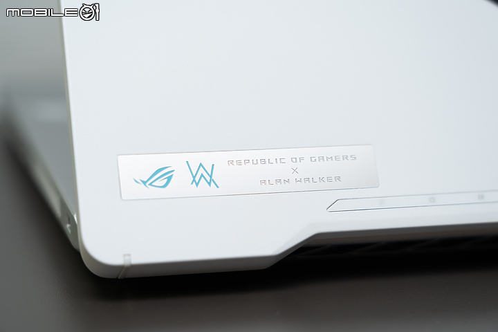 ROG Zephyrus G14 X Alan Walker 限定筆電獨家開箱 打造新時尚電競潮流！