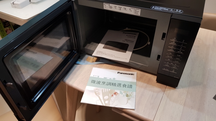 Panasonic NN-ST65J 開箱