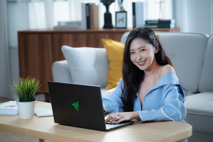 Razer Blade 15 Advanced Model 測試報告 強勢挑戰輕薄電競效能王座！